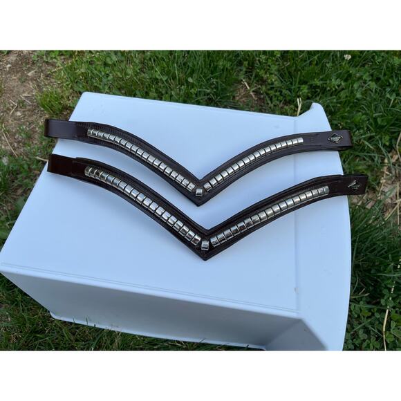 BlackJak Refinery Clincher V-Shaped Browbands - Brown with Silver - Picture 1 of 11